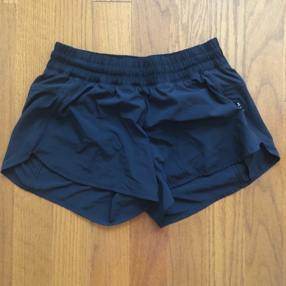 Lululemon tracker short sz 10